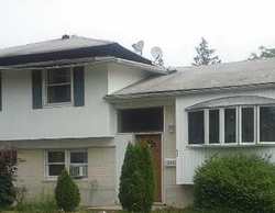 Pre-foreclosure in  FORD DR W Massapequa, NY 11758
