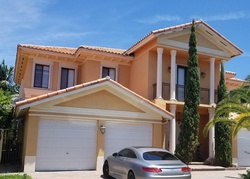 Pre-foreclosure in  SW 195TH ST Miami, FL 33157
