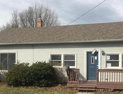 Pre-foreclosure in  MADISON ST Gillespie, IL 62033