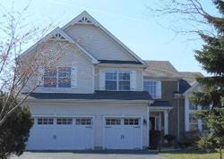 Pre-foreclosure in  LAKE GILLILAN CT Algonquin, IL 60102