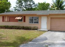 Pre-foreclosure in  S 38TH CT Lake Worth, FL 33463