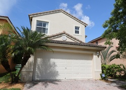 Pre-foreclosure in  SE 20TH RD Homestead, FL 33035