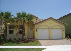 Pre-foreclosure in  SW 93RD ST Miami, FL 33196
