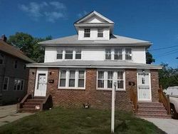 Pre-foreclosure Listing in E SEAMAN AVE FREEPORT, NY 11520