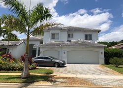 Pre-foreclosure in  SW 42ND ST Hollywood, FL 33029