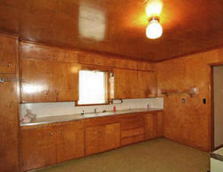 Pre-foreclosure in  S COLLEGE AVE Tulsa, OK 74104