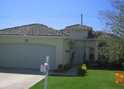 Pre-foreclosure in  SE 7TH PL Homestead, FL 33033