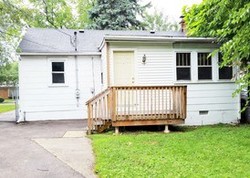 Pre-foreclosure in  HYDE PARK AVE Hillside, IL 60162