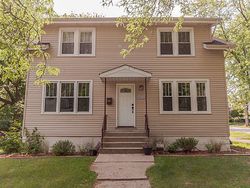 Pre-foreclosure in  HIGHLAND AVE Homewood, IL 60430
