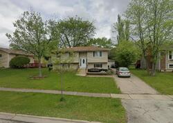 Pre-foreclosure in  DUXBURY LN Schaumburg, IL 60193