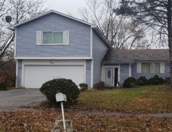 Pre-foreclosure in  ORIOLE RD Matteson, IL 60443