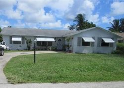 Pre-foreclosure Listing in OLEANDER RD LAKE WORTH, FL 33462