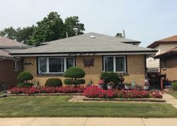 Pre-foreclosure Listing in CENTRAL AVE BURBANK, IL 60459