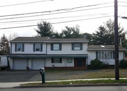 Pre-foreclosure Listing in RYDERS LN EAST BRUNSWICK, NJ 08816