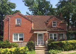 Pre-foreclosure Listing in MACKAY AVE FORT LEE, NJ 07024