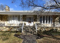 Pre-foreclosure in  RUTGERS AVE Burlington, NJ 08016