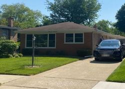 Pre-foreclosure Listing in MANGO AVE MORTON GROVE, IL 60053