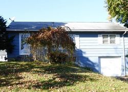 Pre-foreclosure in  CRESTHAVEN DR New Windsor, NY 12553