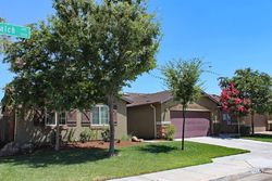 Pre-foreclosure in  E BALCH AVE Fresno, CA 93727