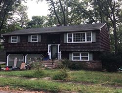  Dianne Ct, Edison NJ