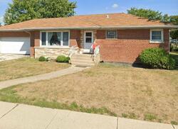 Pre-foreclosure in  DEMPSTER ST Morton Grove, IL 60053