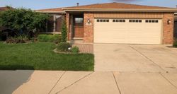 Pre-foreclosure in  S TRUMBULL AVE Chicago, IL 60655