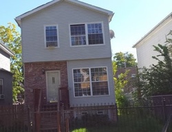 Pre-foreclosure in  N LONG AVE Chicago, IL 60644