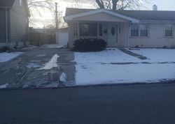 Pre-foreclosure in  S CLEVELAND AVE Posen, IL 60469