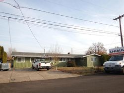 Pre-foreclosure in  45TH AVE SE Salem, OR 97317