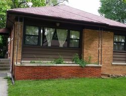 Pre-foreclosure in  KENNETH AVE Skokie, IL 60076