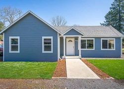 Pre-foreclosure in  N RIVER DR Sweet Home, OR 97386
