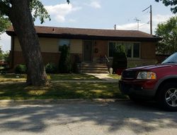 Pre-foreclosure in  E GLENGATE AVE Chicago Heights, IL 60411