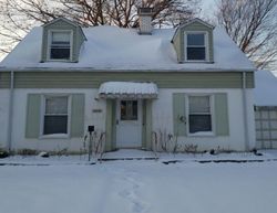 Pre-foreclosure Listing in W PRATT AVE LINCOLNWOOD, IL 60712