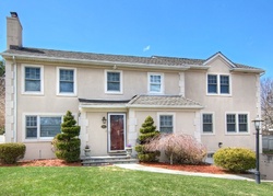  Francis Ln, Port Chester NY