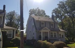 Pre-foreclosure in  OXFORD TER West Orange, NJ 07052