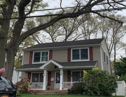 Pre-foreclosure Listing in SMITH ST WANTAGH, NY 11793