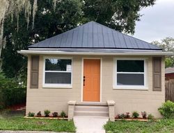 Pre-foreclosure Listing in CYPRESS AVE SANFORD, FL 32771