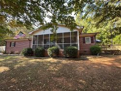 Pre-foreclosure in  FALLING SPRINGS RD Central, SC 29630