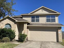  Silver Reef Ln, La Marque TX