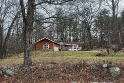 Pre-foreclosure in  FLOYD RD Derry, NH 03038