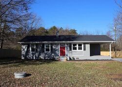  Three Creeks Rd, Gladys VA