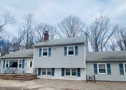 Pre-foreclosure Listing in MOUNT GREY RD STONY BROOK, NY 11790