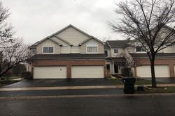 Pre-foreclosure in  STOUGHTON DR Aurora, IL 60502