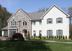  Fox Point Dr, Saint James NY