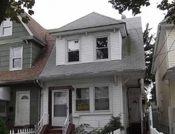 Pre-foreclosure in  112TH ST Richmond Hill, NY 11418