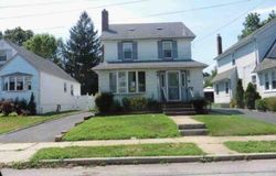 Pre-foreclosure Listing in KENSINGTON RD LYNBROOK, NY 11563