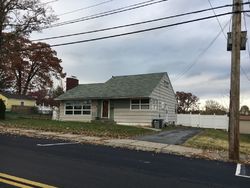 Pre-foreclosure in  BEDFORD AVE Middletown, NY 10940