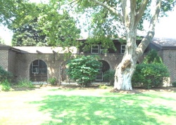 Pre-foreclosure in  STONE AVE Addison, IL 60101