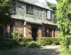 Pre-foreclosure in  GOODRICH ST Hamden, CT 06517