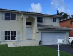 Pre-foreclosure in  SW 249TH ST Homestead, FL 33032